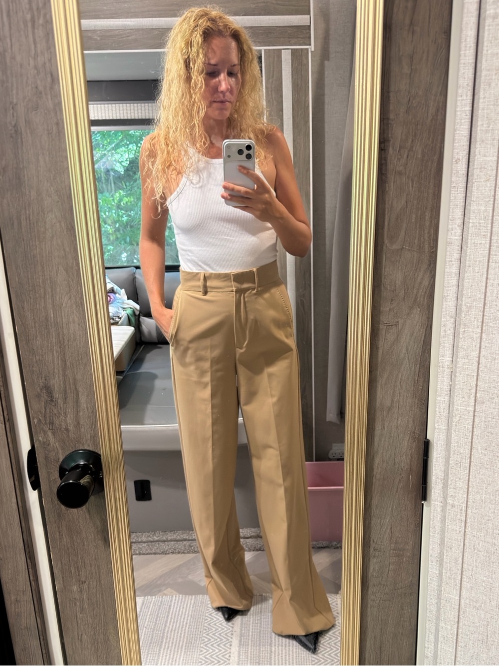 Marella High-Rise Wide-Leg‎ Women's Pants in Camel Size 4